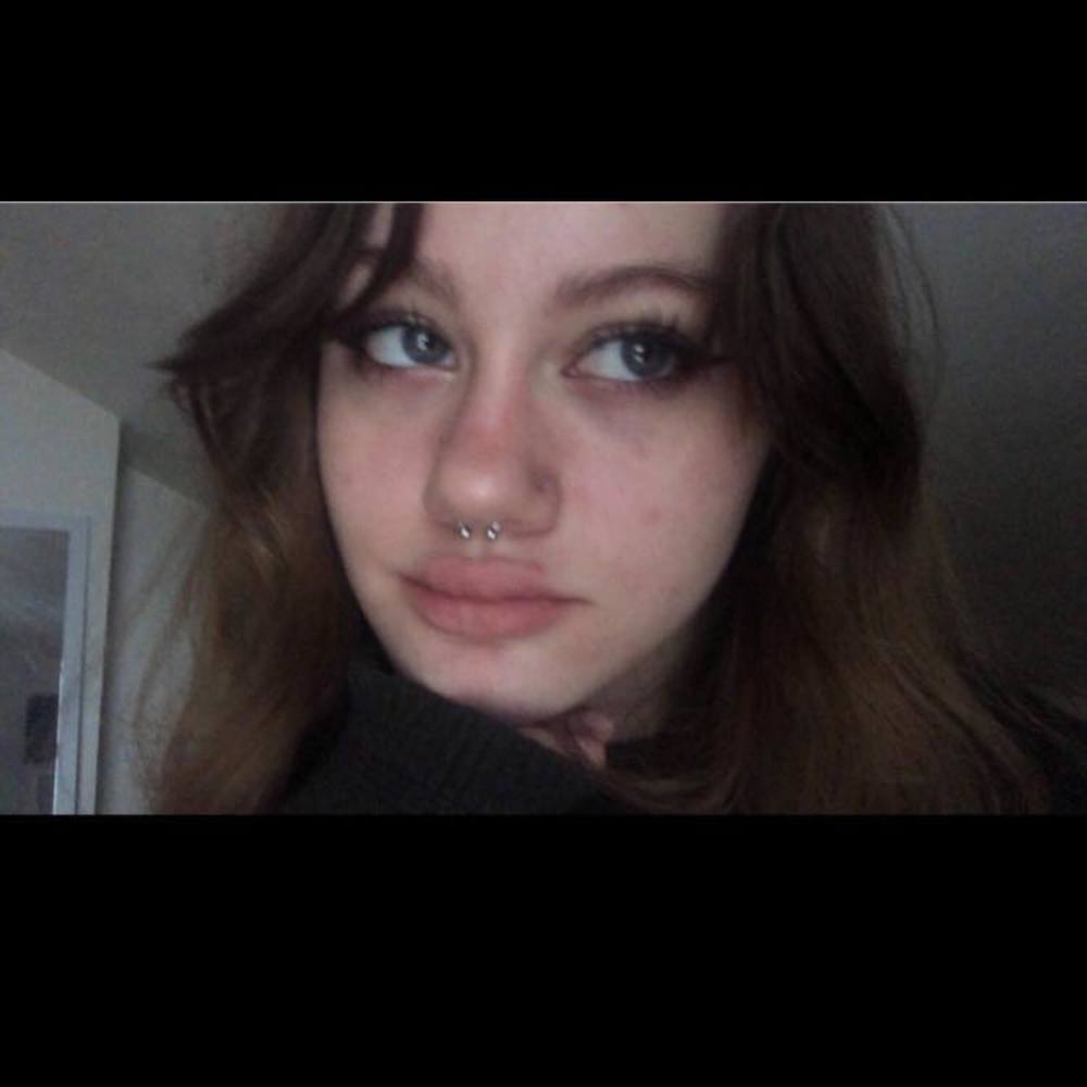 Meet your Posher, Olivia